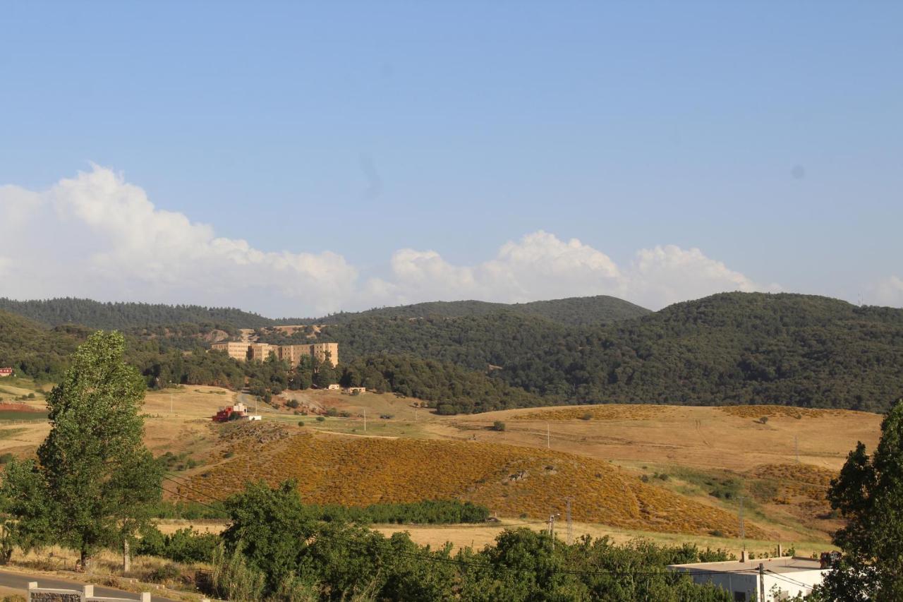 La Chevre De Monsieur Seguin Hotel Ifrane  Kültér fotó
